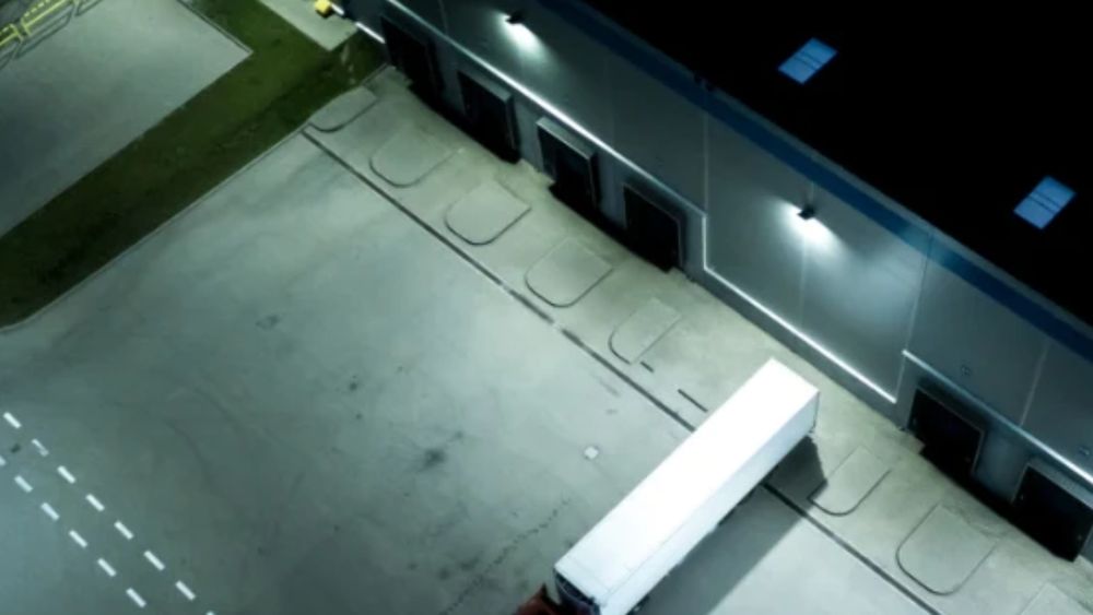 What Factors Should Be Considered When Selecting The Wattage For Konlite Low Bay LED Lights?